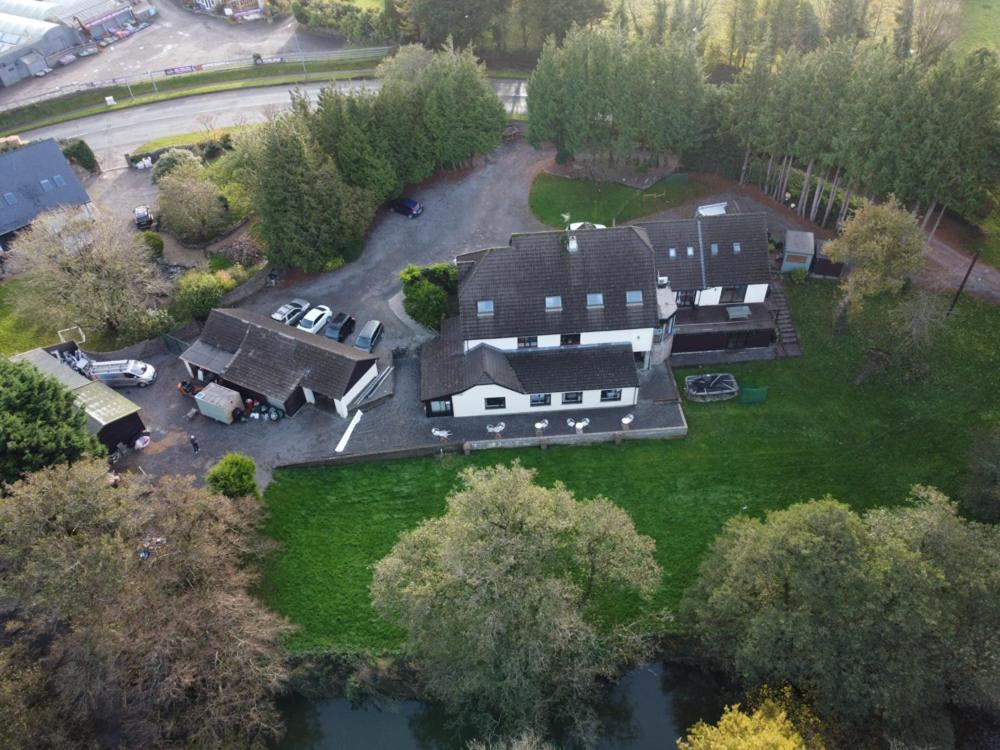 Ewenny Farm Guest House Bridgend  Exterior photo